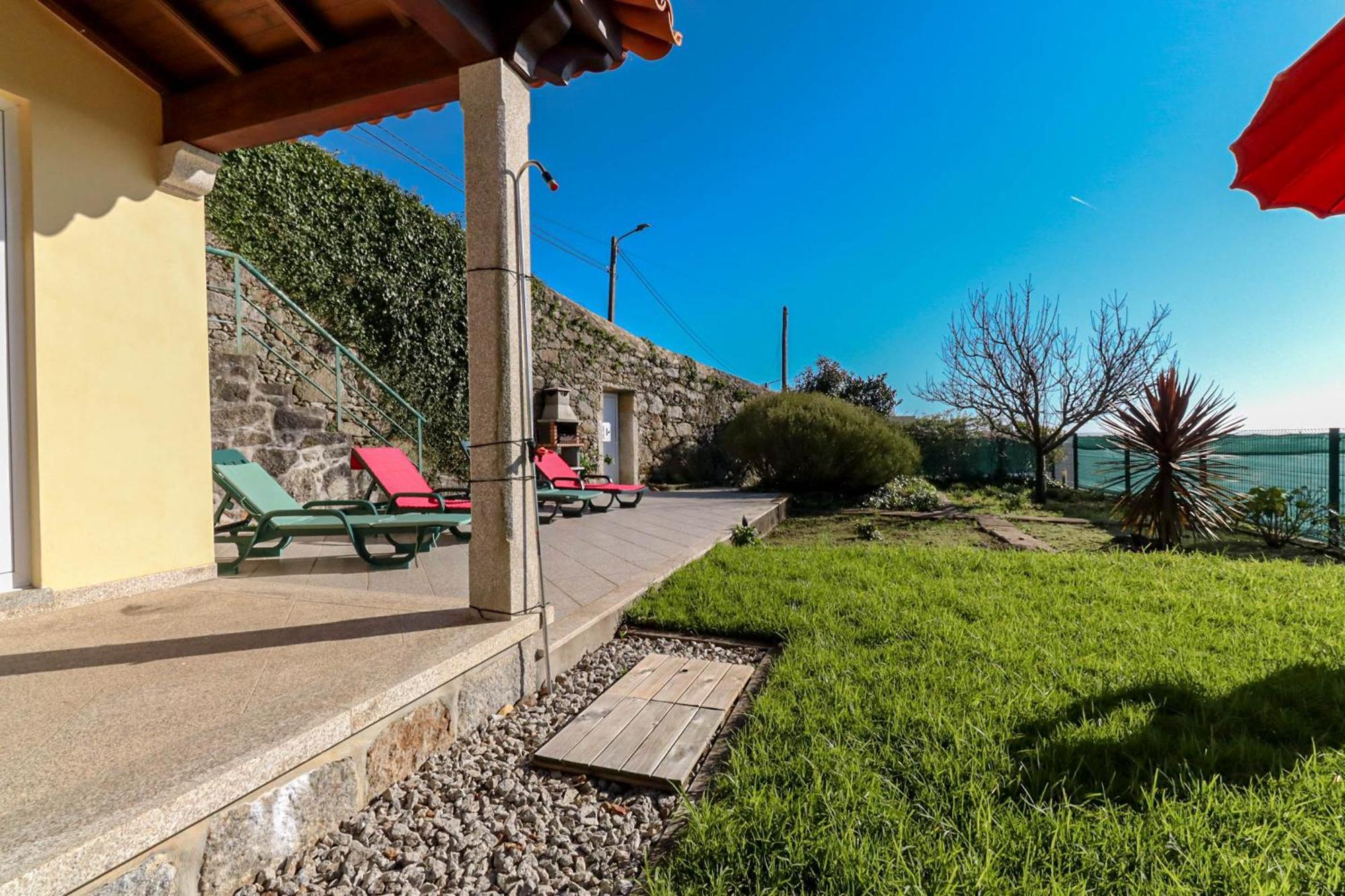 Lovely Sunny-House Виана до Кастело Екстериор снимка